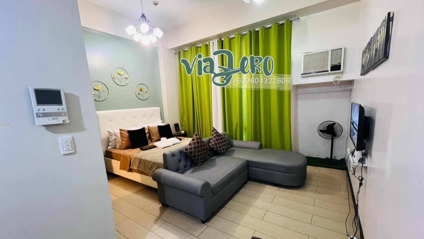 One Palm Tree Villas Condominium - Studio 2Nd Fl With Balcony - Across Terminal 3 Airport Pasay Extérieur photo